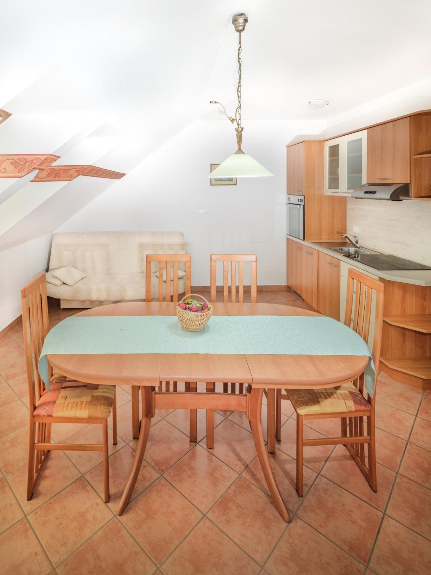 Apartments Suster Stari Trg ob Kolpi Exterior photo